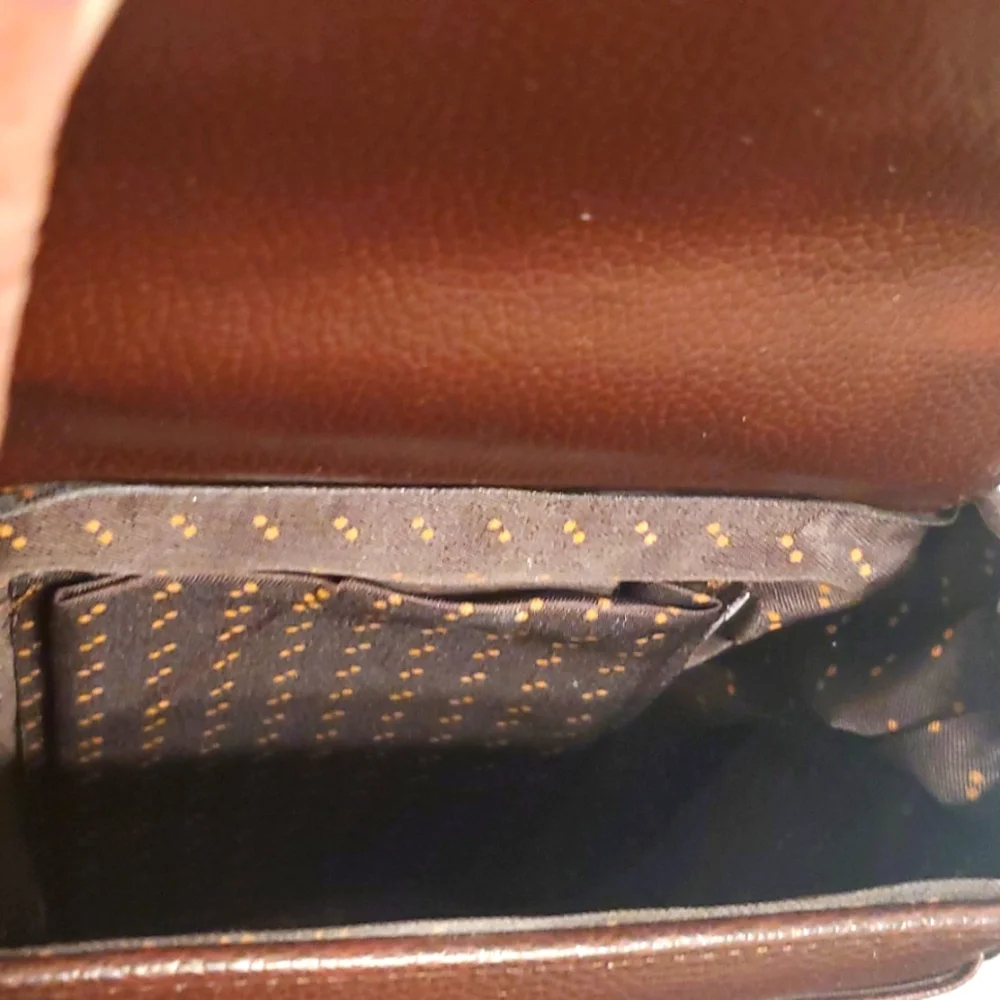 NWT-  Pramadda, Vegan leather,  unisex, body sling bag - Picture 11 of 16